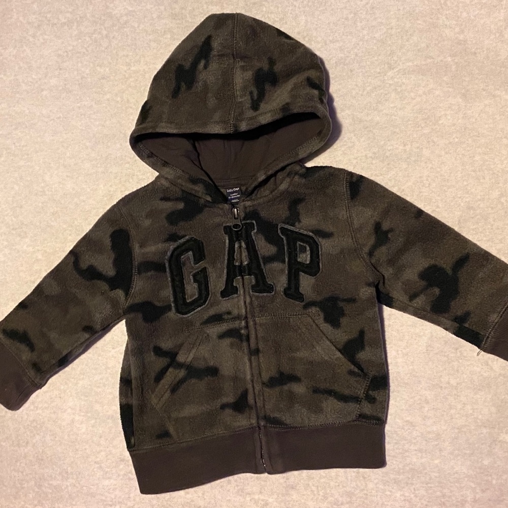 3/$30 Baby Gap - Sweatshirt Zip up Hoodie - Camo